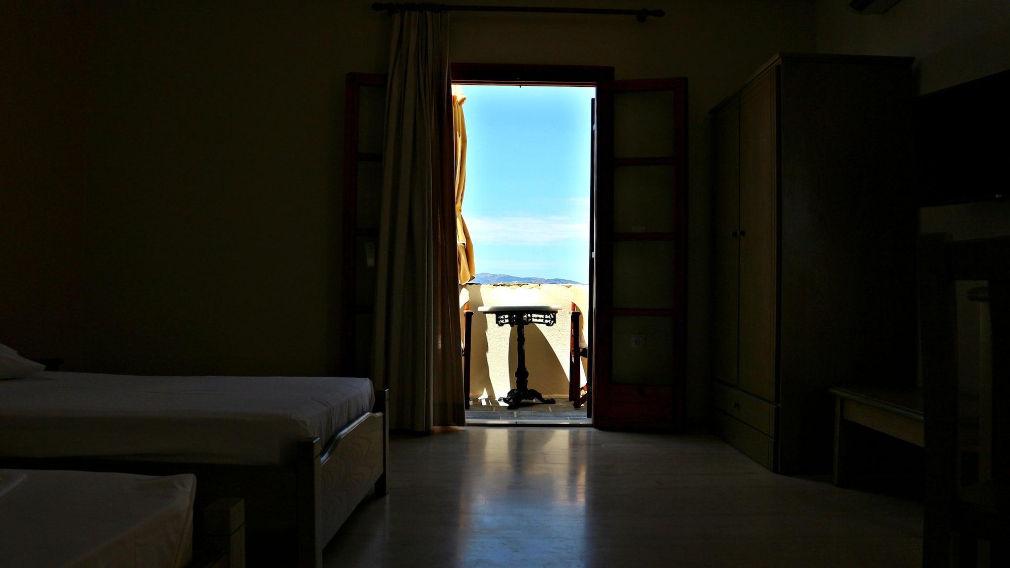 Proteas Hotel & Suites Agios Prokopios  Exterior photo